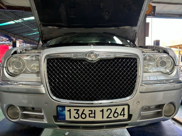 Chrysler 300C 2010 — inspection photo 1