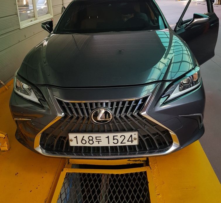 Lexus ES 2023 — inspection photo 1
