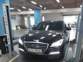 Hyundai Genesis 2015 — inspection photo 1
