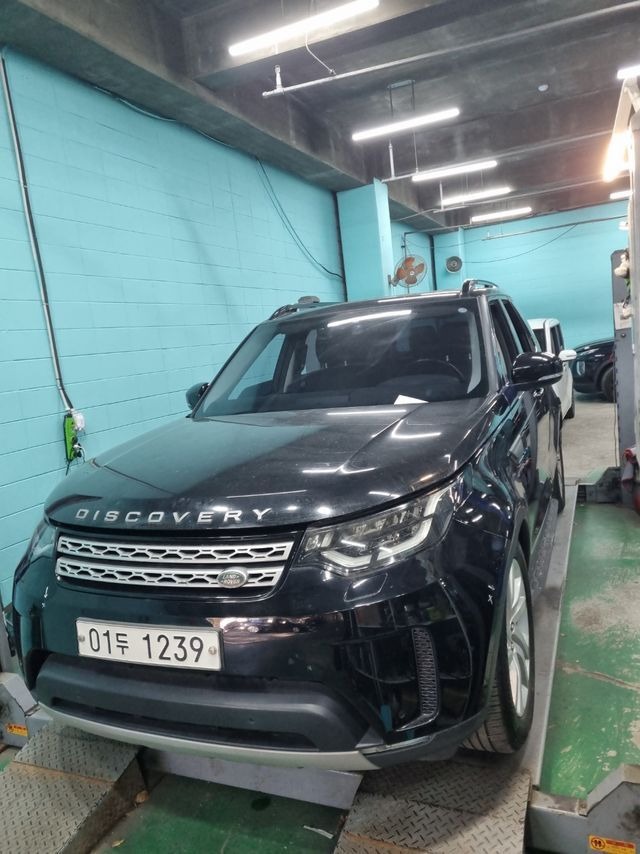 Land Rover Discovery 2018 — inspection photo 1