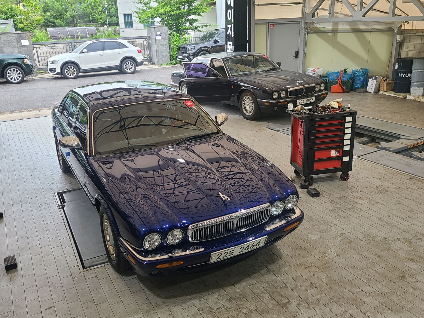 Jaguar Daimler 2002 — inspection photo 4