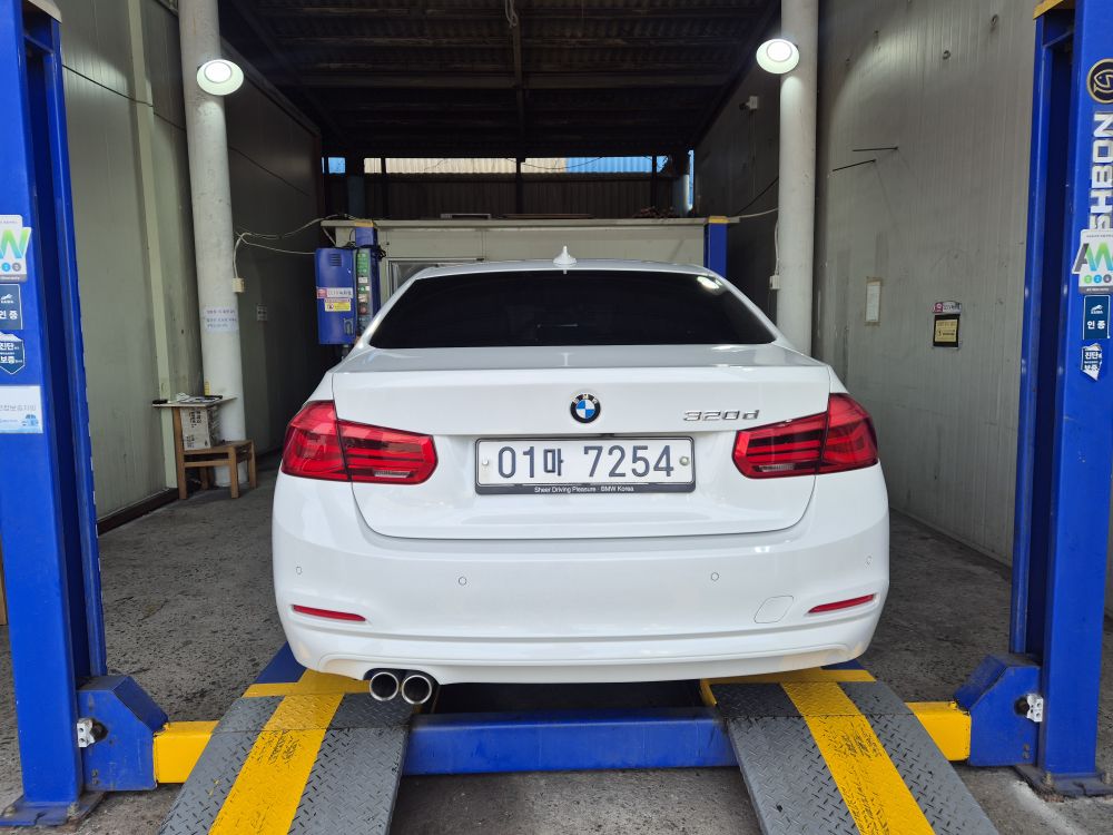 BMW 3-Series 2018 — inspection photo 2