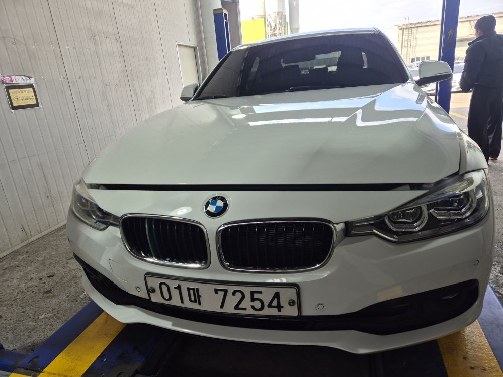 BMW 3-Series 2018 — inspection photo 1