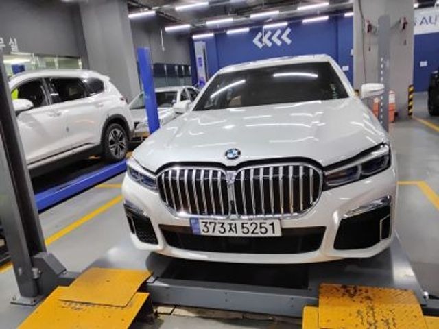 BMW 7-Series 2022 — inspection photo 2