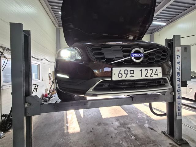 Volvo V60 2016 — inspection photo 1