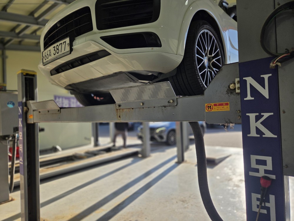 Porsche Cayenne 2019 — inspection photo 1