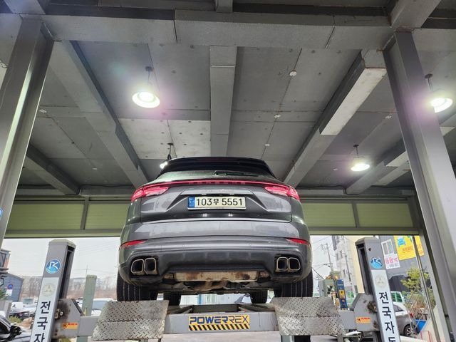 Porsche Cayenne 2021 — inspection photo 2