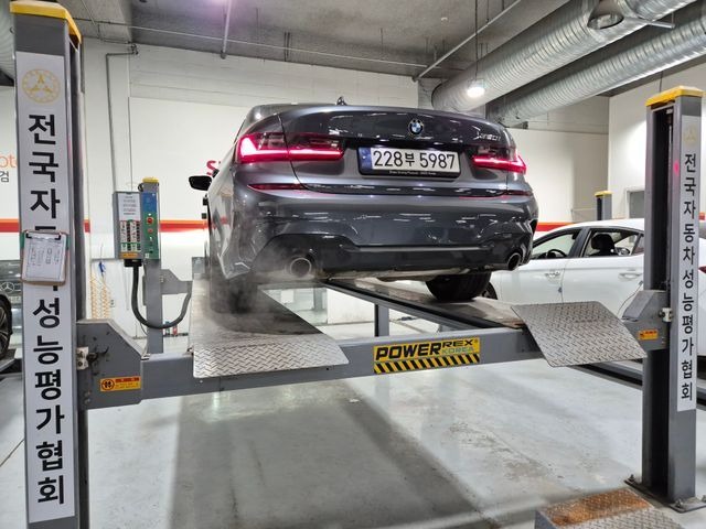 BMW 3-Series 2021 — inspection photo 2