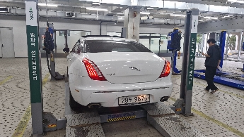 Jaguar XJ 2015 — inspection photo 2