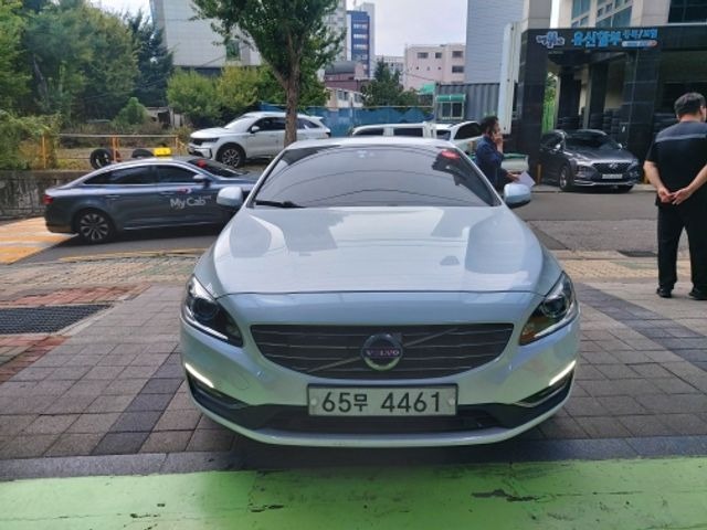 Volvo S60 2017 — inspection photo 1