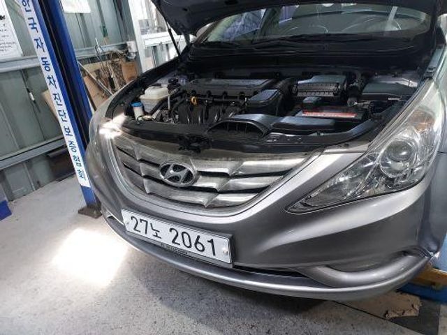Hyundai Sonata 2010 — inspection photo 1