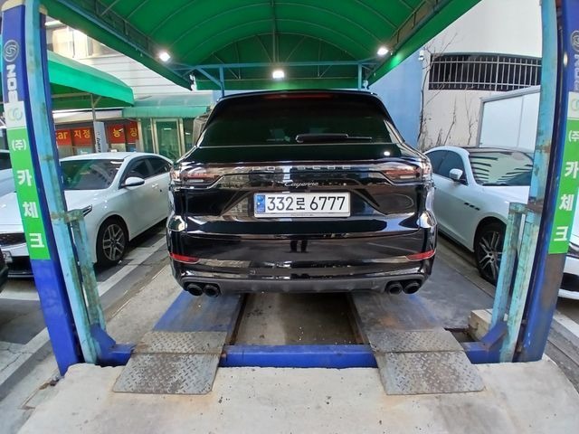 Porsche Cayenne 2023 — inspection photo 2