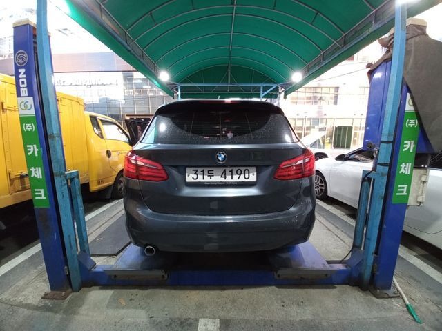 BMW 2-Series 2015 — inspection photo 2