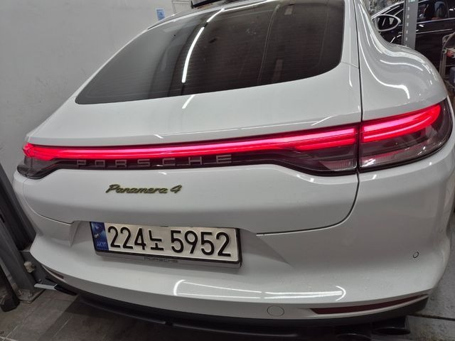 Porsche Panamera 2023 — inspection photo 2