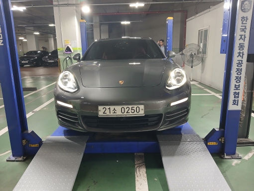 Porsche Panamera 2016 — inspection photo 1