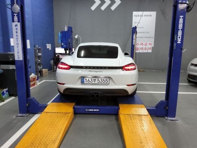 Porsche 718 2018 — inspection photo 2