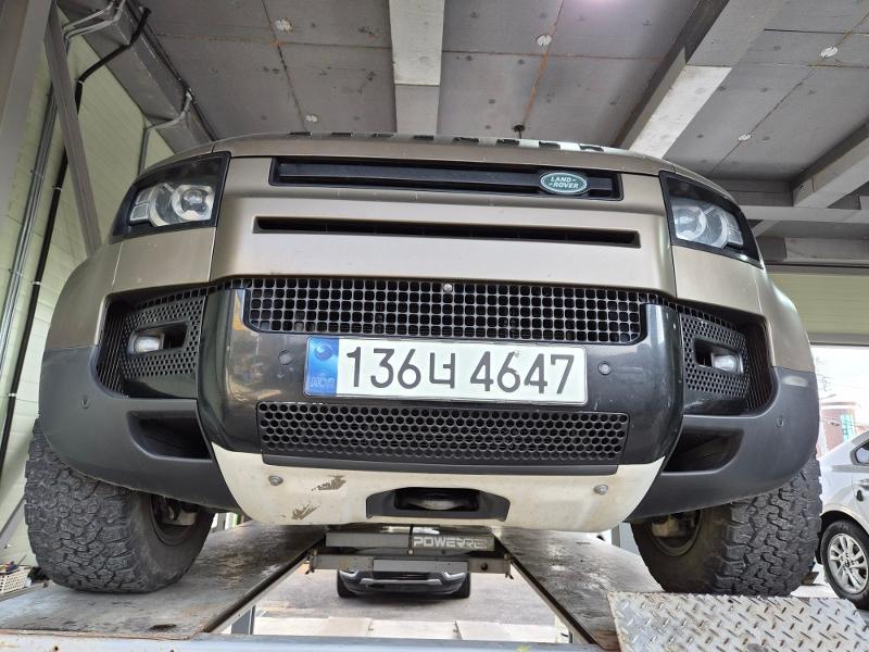 Land Rover Defender 2022 — inspection photo 1
