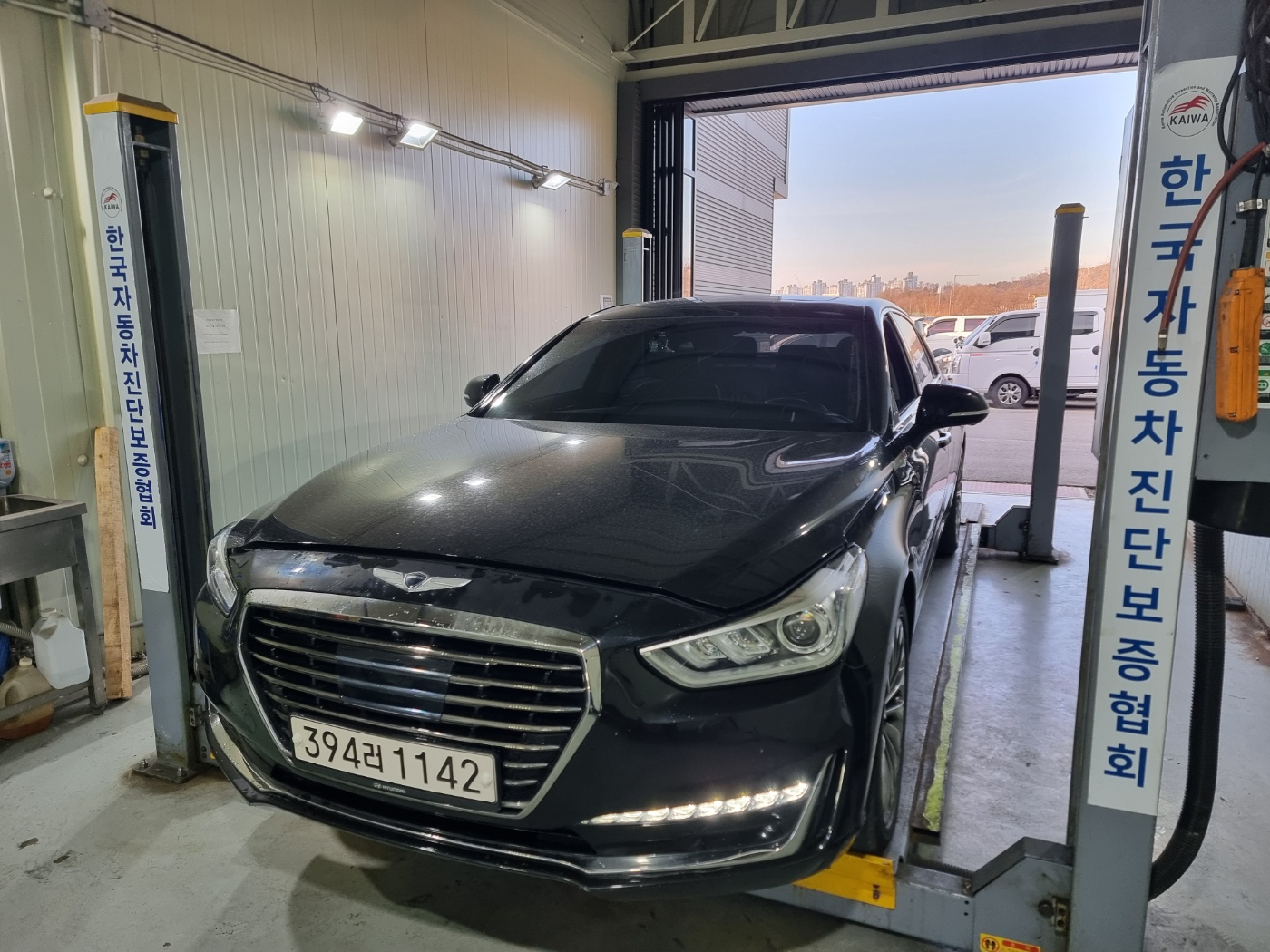 Genesis EQ900 2018 — inspection photo 1