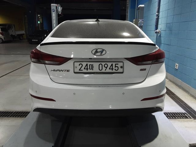 Hyundai AVANTE 2016 — inspection photo 2