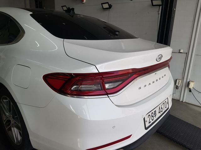 Hyundai Grandeur 2018 — inspection photo 2