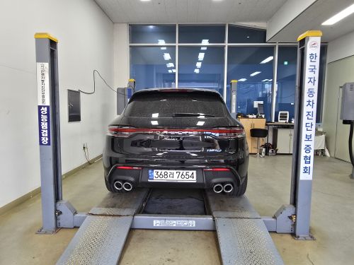 Porsche Macan 2022 — inspection photo 2