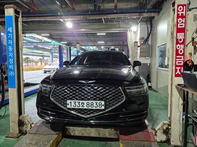 Genesis G90 2020 — inspection photo 1