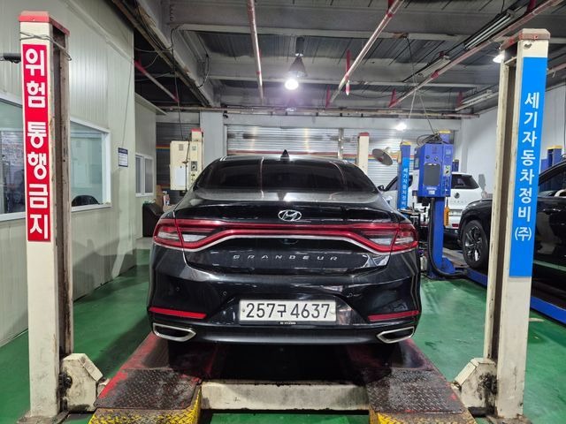 Hyundai Grandeur 2018 — inspection photo 2