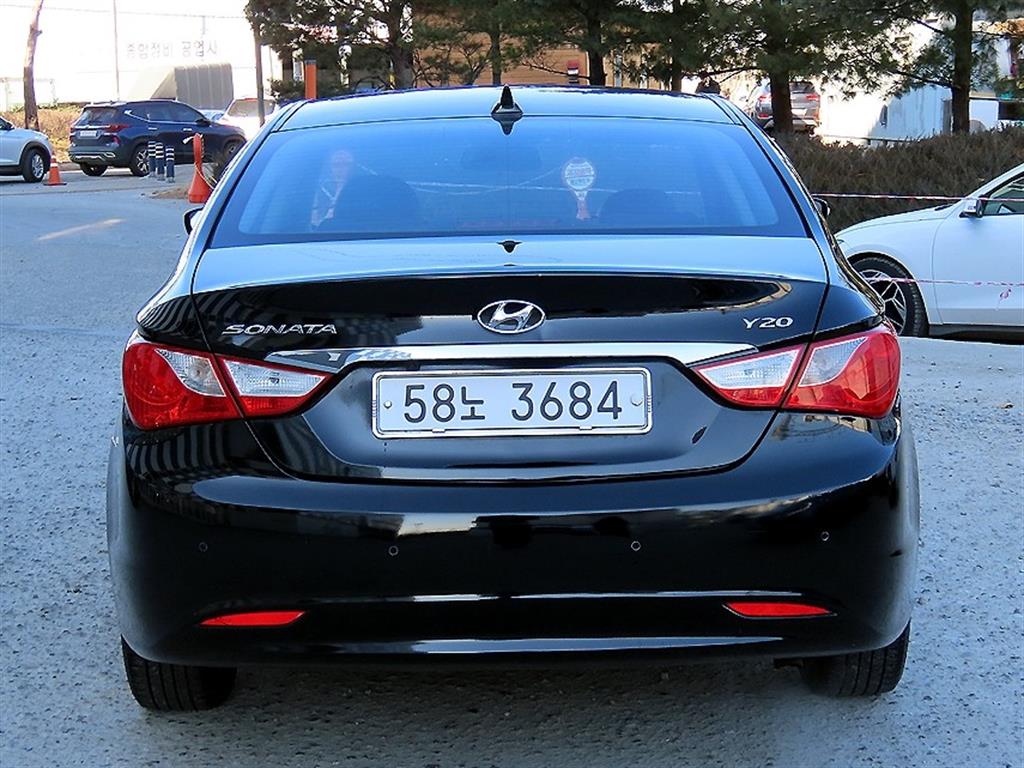 Hyundai Sonata 2010 — inspection photo 2