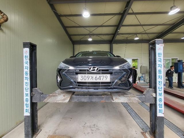 Hyundai AVANTE 2019 — inspection photo 1
