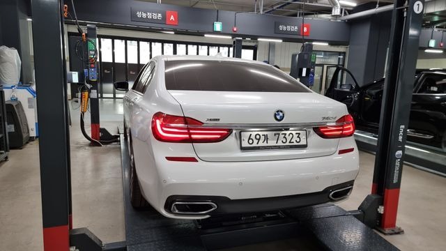 BMW 7-Series 2018 — inspection photo 2