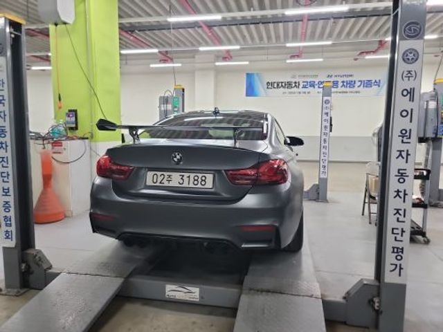 BMW M4 2016 — inspection photo 2