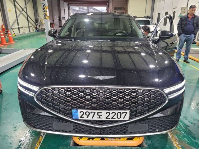 Genesis G90 2023 — inspection photo 1