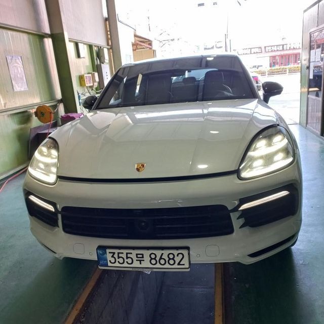 Porsche Cayenne 2022 — inspection photo 1