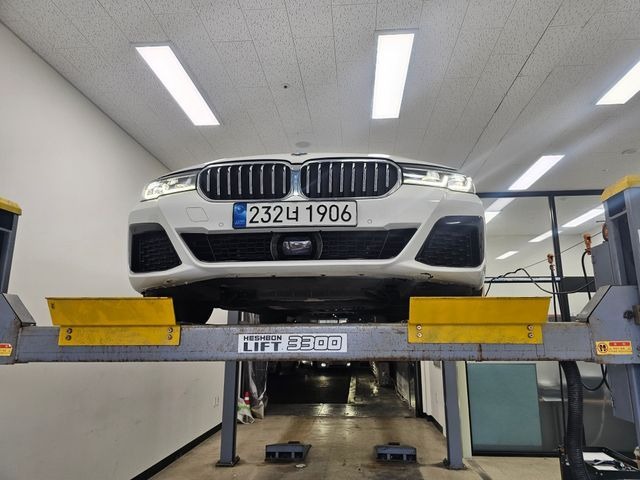 BMW 5-Series 2022 — inspection photo 1
