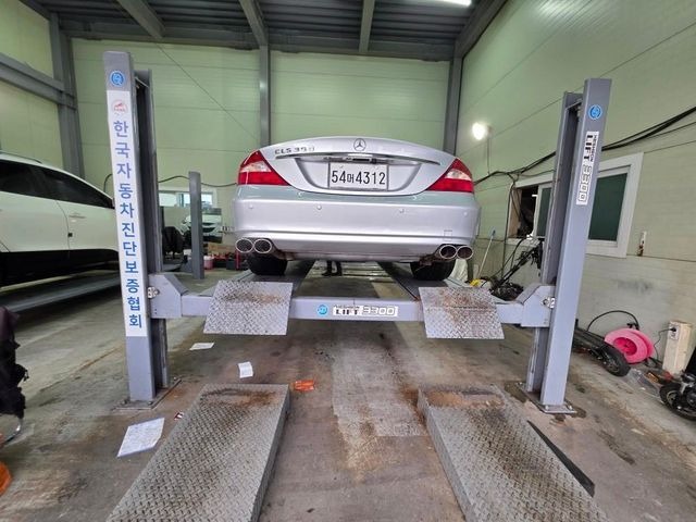 Mercedes-Benz CLS-Class 2006 — inspection photo 2