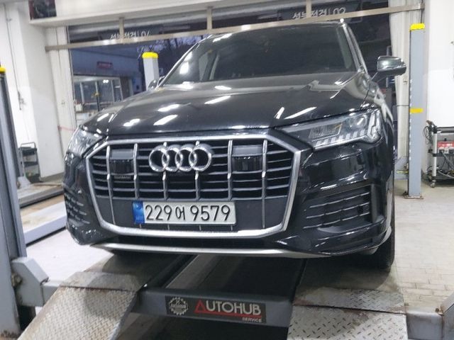 Audi Q7 2022 — inspection photo 1