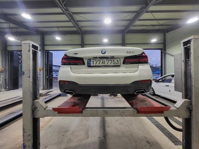 BMW 5-Series 2022 — inspection photo 2
