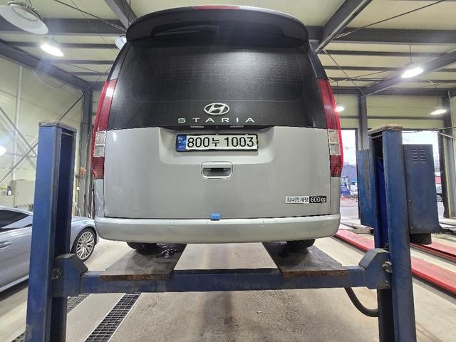 Hyundai Staria 2023 — inspection photo 2