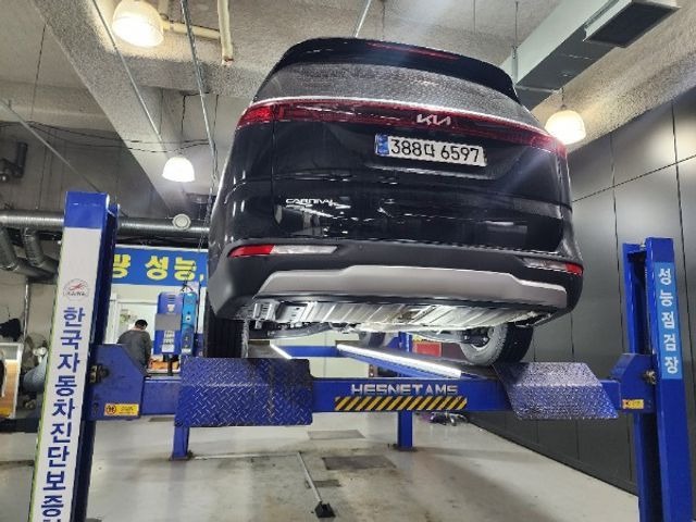 Kia Canival 2023 — inspection photo 2