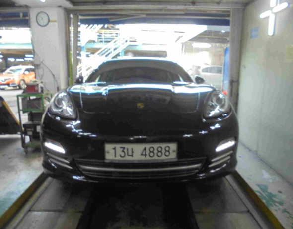 Porsche Panamera 2013 — inspection photo 1