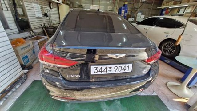 Hyundai Genesis 2016 — inspection photo 2
