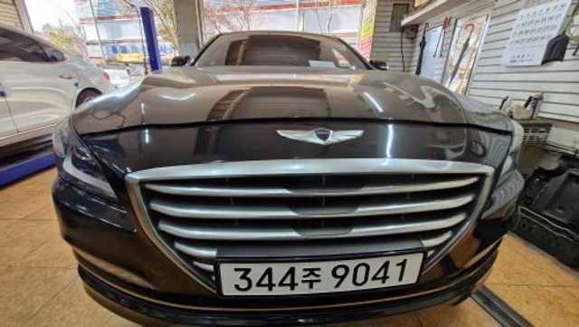 Hyundai Genesis 2016 — inspection photo 1