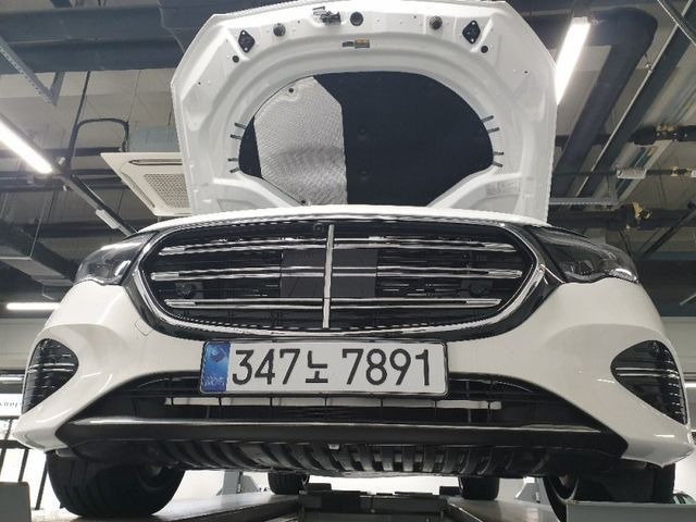 Mercedes-Benz E-Class 2026 — inspection photo 1