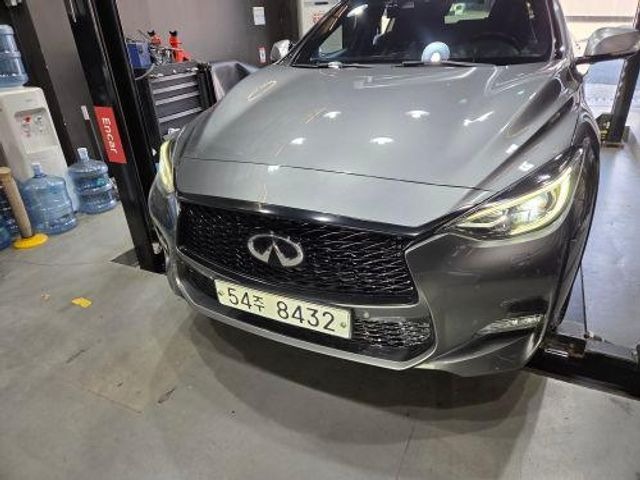 Infiniti Q30 2017 — inspection photo 1