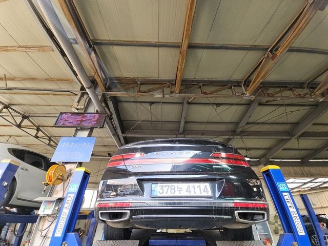 Genesis G90 2019 — inspection photo 2