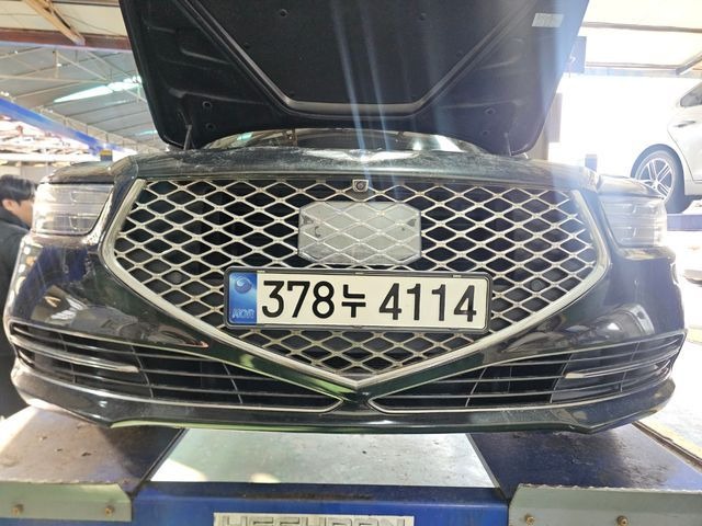 Genesis G90 2019 — inspection photo 1