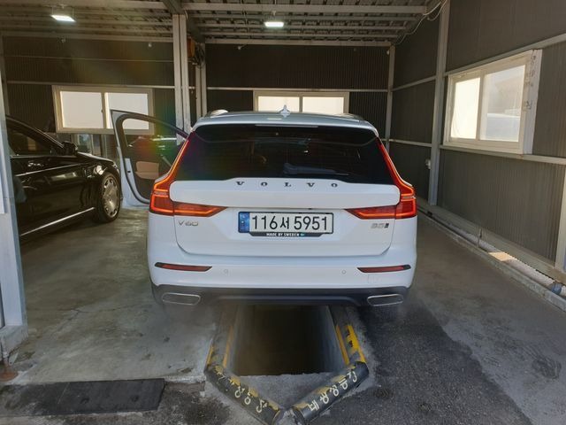 Volvo V60 2022 — inspection photo 2