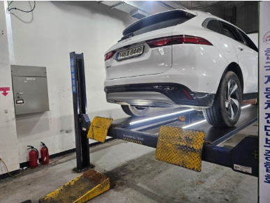 Jaguar F-PACE 2021 — inspection photo 2