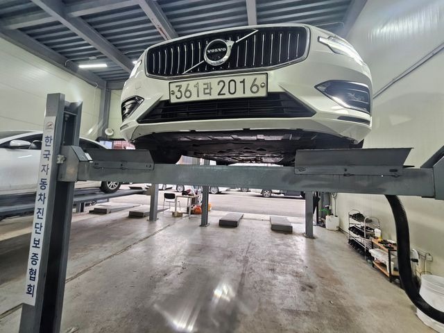 Volvo S60 2020 — inspection photo 1