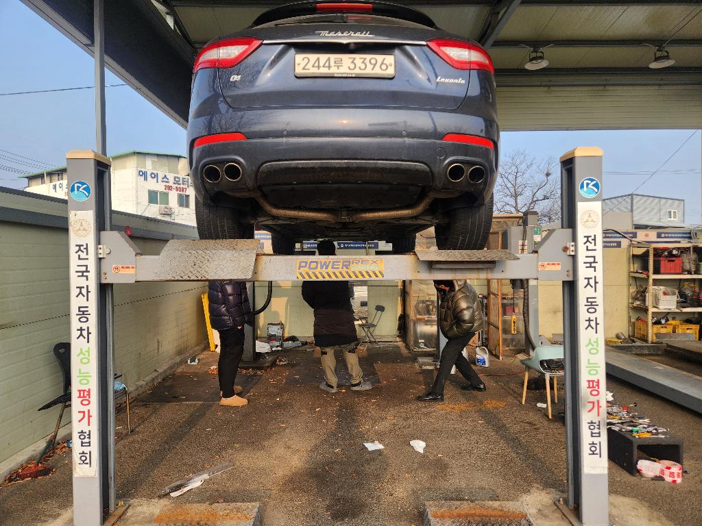 Maserati Levante 2019 — inspection photo 2